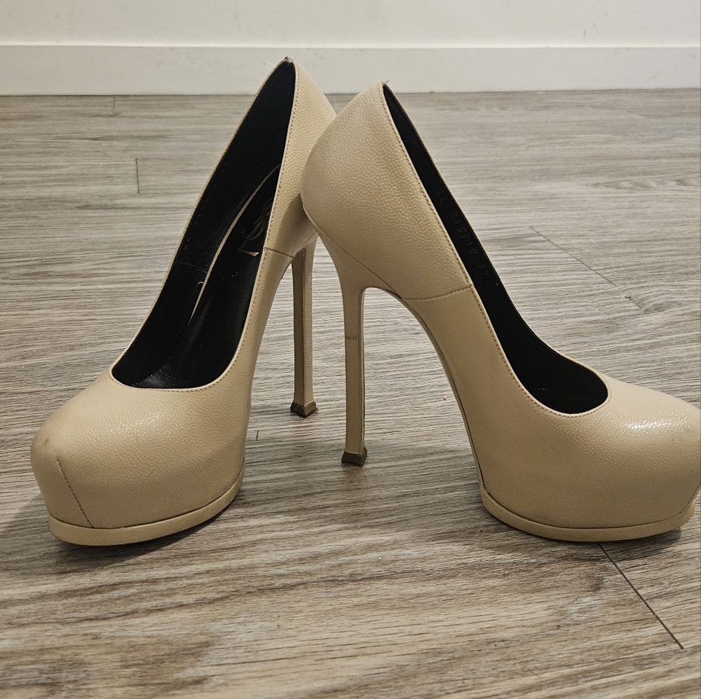 YSL Nude Heel Size 6.5US/37EU